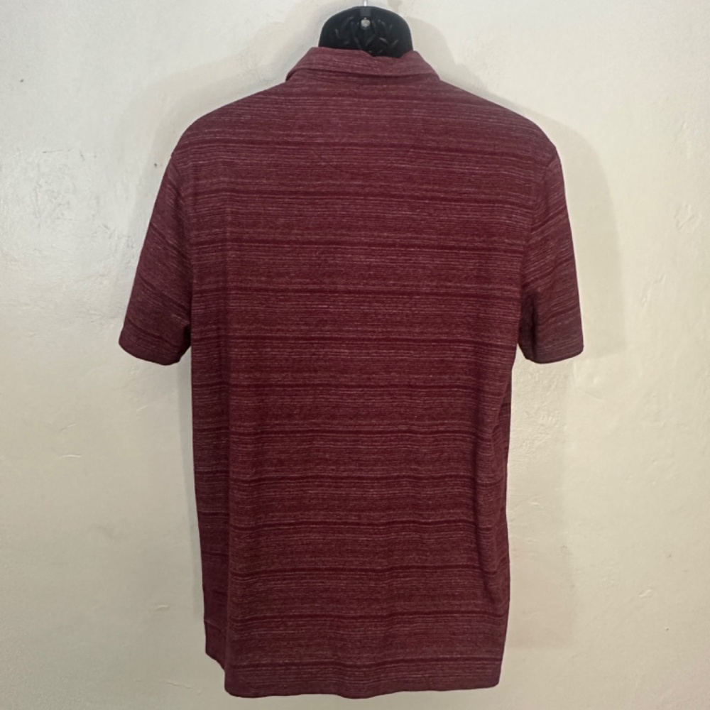 English Laundry Polo Large Gently worn 55% cotton/45% polyester 22" armpits - Picture 4 of 5